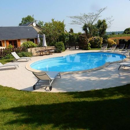 3 Self-Contained Gites With Pool And Games Room Saint-Georges-de-Noisné エクステリア 写真