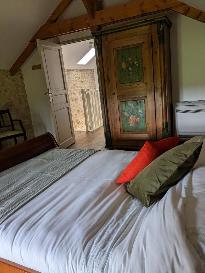 3 Self-Contained Gites With Pool And Games Room Saint-Georges-de-Noisné エクステリア 写真