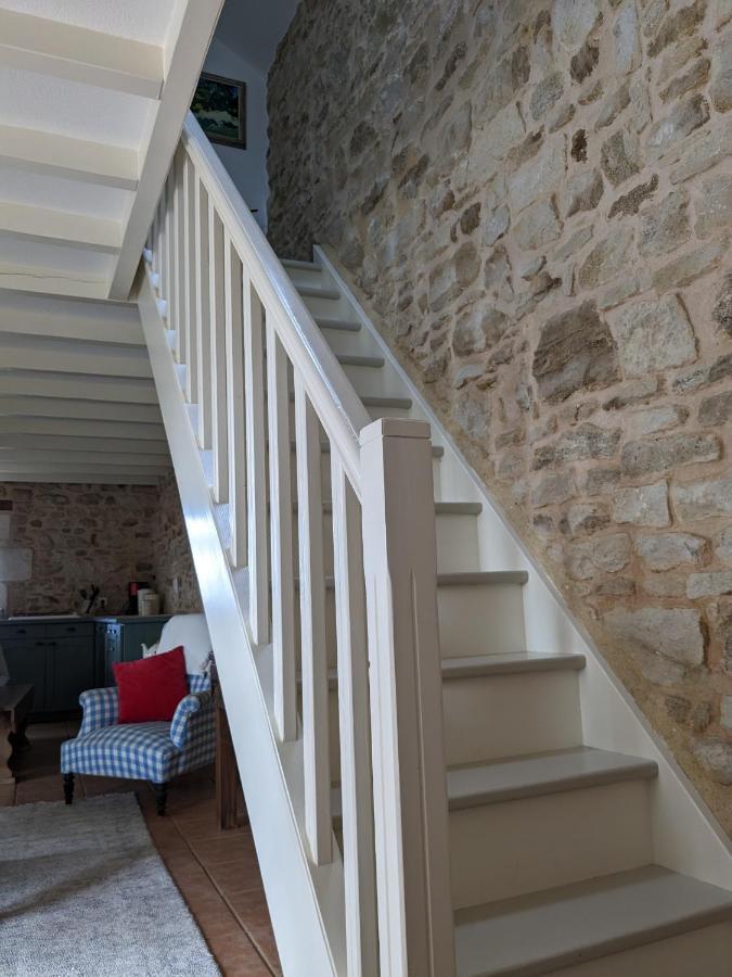3 Self-Contained Gites With Pool And Games Room Saint-Georges-de-Noisné エクステリア 写真