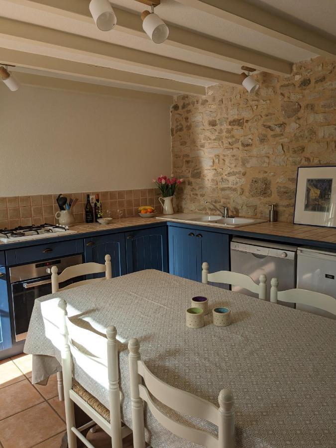 3 Self-Contained Gites With Pool And Games Room Saint-Georges-de-Noisné エクステリア 写真